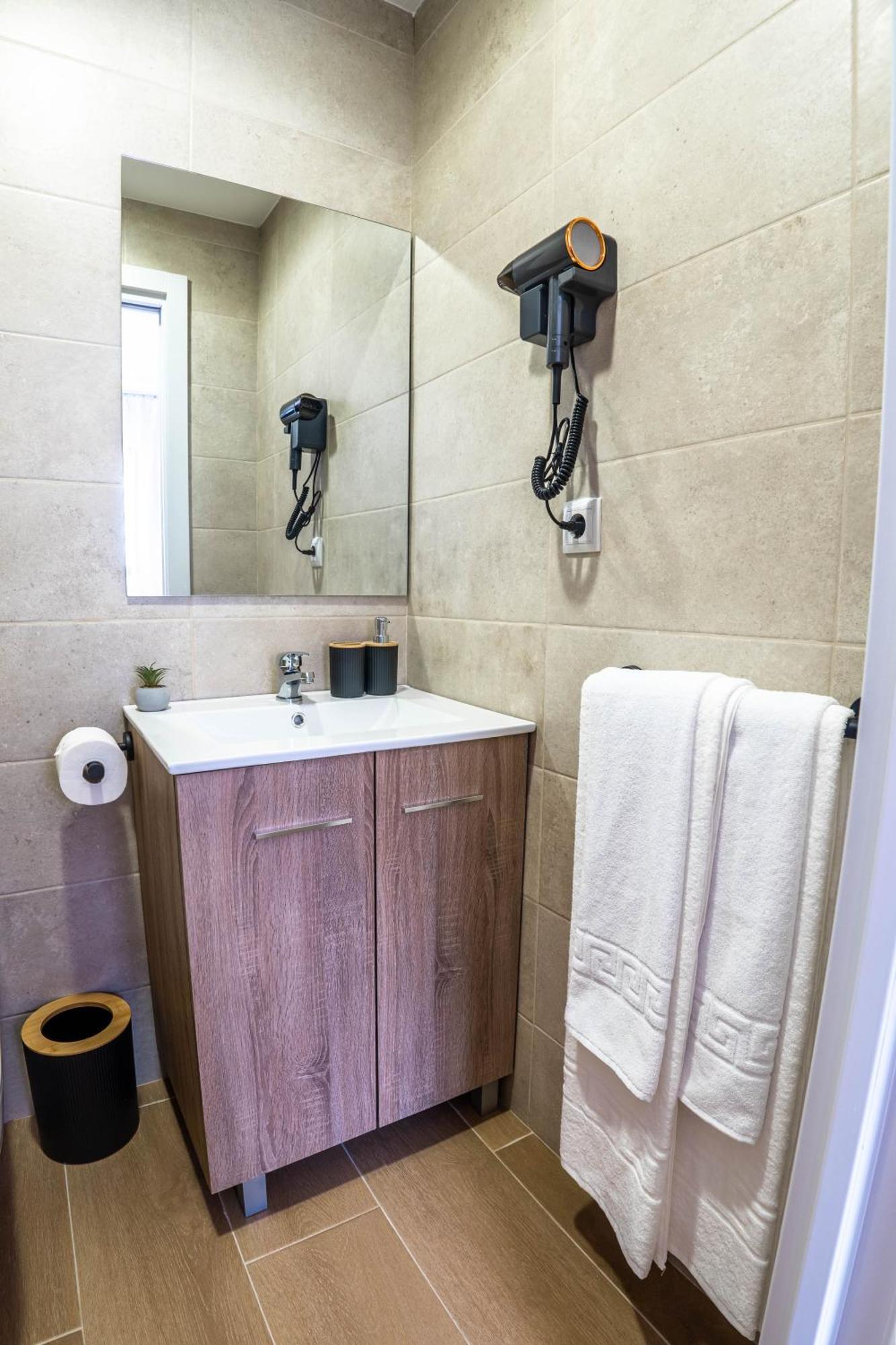 Homestay Novaotel Malaga
