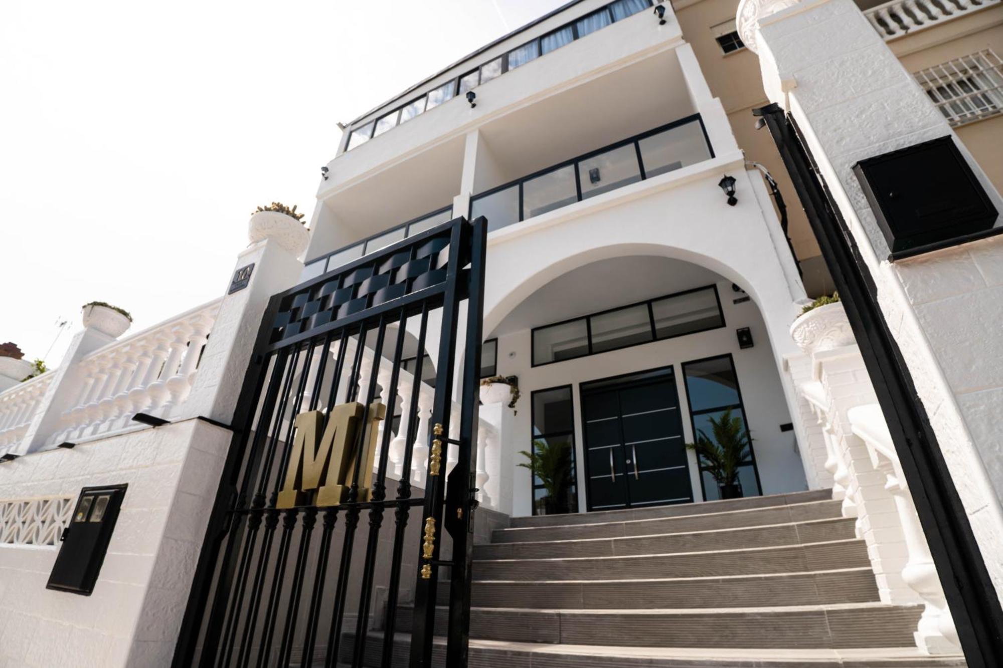 Novaotel Homestay